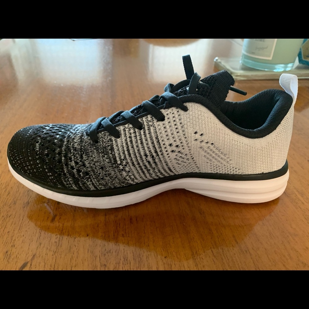 APL Techloom Pro shoes. Brand New 7.5